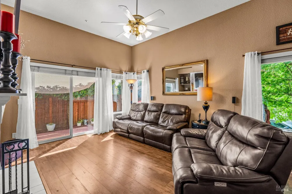 158 Wingard Circle Napa, CA 94558