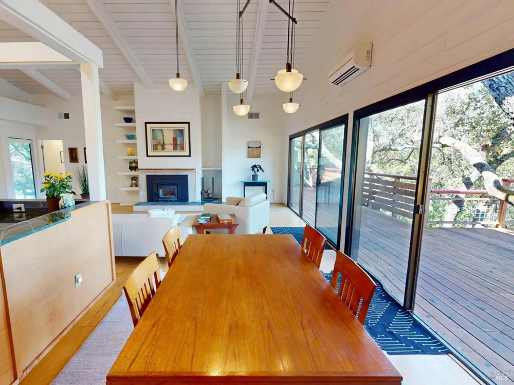 1543 Ridge Road Sonoma, CA 95476
