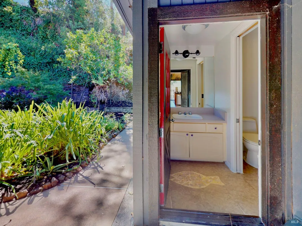 1543 Ridge Road Sonoma, CA 95476