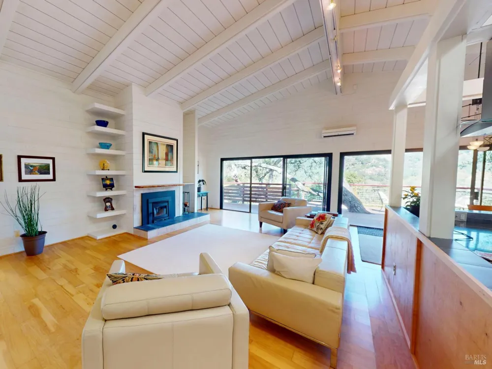 1543 Ridge Road Sonoma, CA 95476