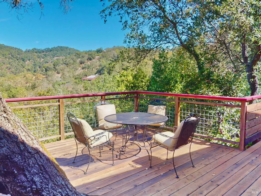 1543 Ridge Road Sonoma, CA 95476
