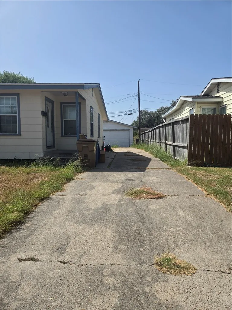 4417 Townsend Street Corpus Christi, TX 78415