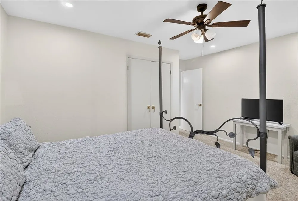 5422 Whitemarsh Drive Corpus Christi, TX 78413