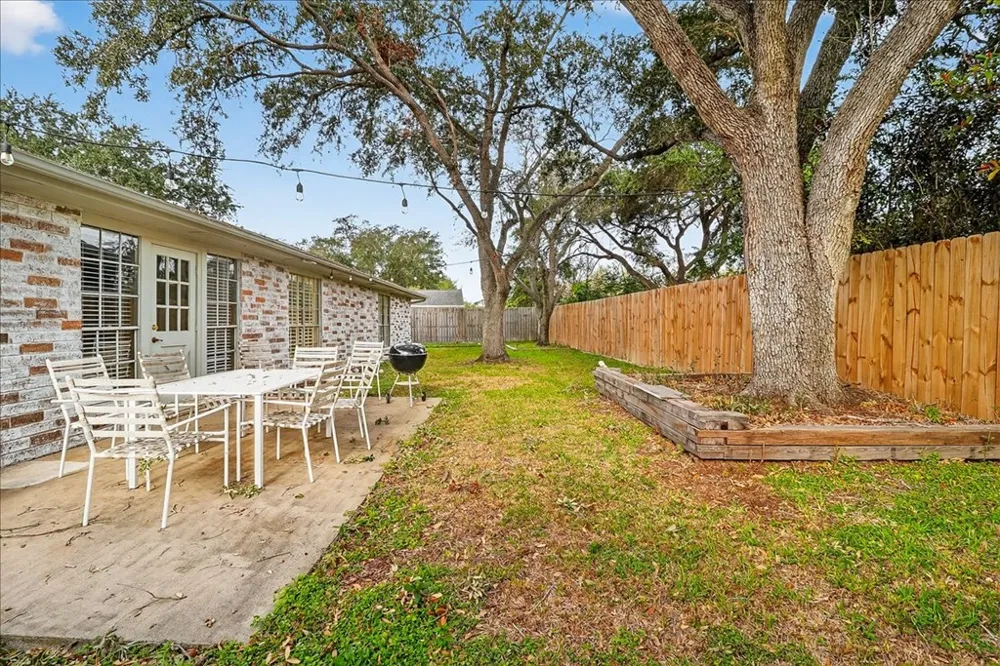 5422 Whitemarsh Drive Corpus Christi, TX 78413