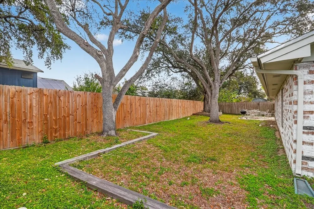 5422 Whitemarsh Drive Corpus Christi, TX 78413
