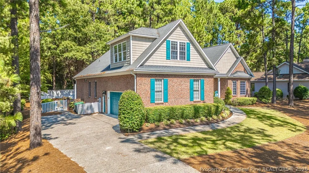 725 Lake Forest Drive E Pinehurst, NC 28374