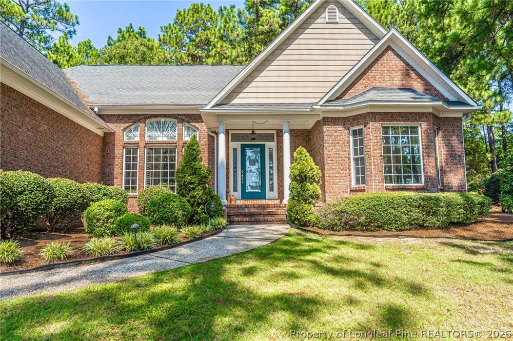 725 Lake Forest Drive E Pinehurst, NC 28374