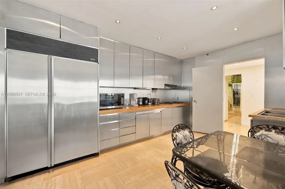 10205 Collins Ave #1704 Bal Harbour, FL 33154