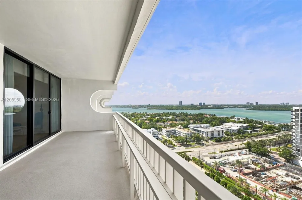 10205 Collins Ave #1704 Bal Harbour, FL 33154