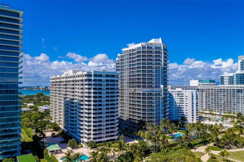 10205 Collins Ave #1704 Bal Harbour, FL 33154