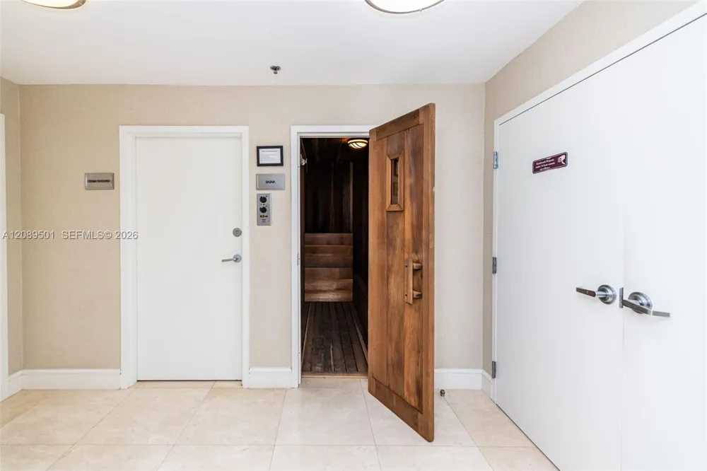 10205 Collins Ave #1704 Bal Harbour, FL 33154