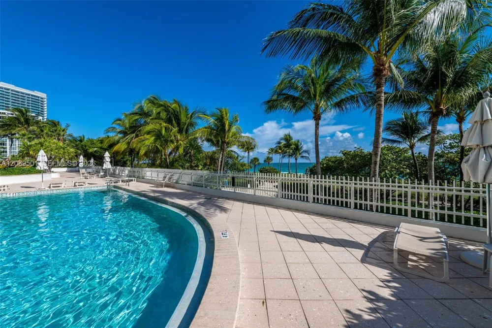 10205 Collins Ave #1704 Bal Harbour, FL 33154