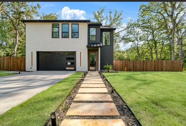 210 CHATEAU PLACE Paris, TX 75460