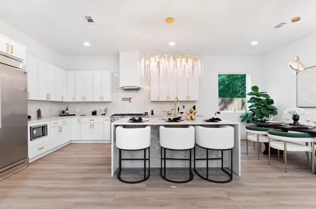 210 CHATEAU PLACE Paris, TX 75460
