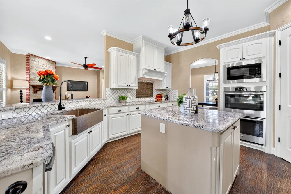 2214 Buck Court Caddo Mills, TX 75135