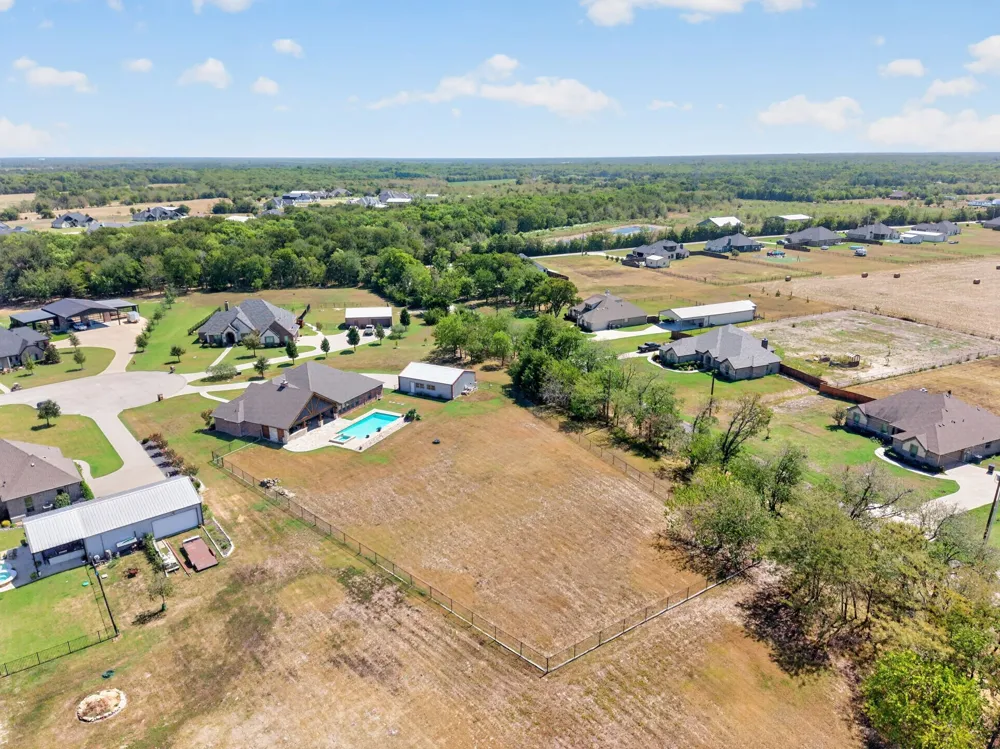 2214 Buck Court Caddo Mills, TX 75135
