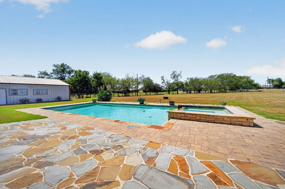 2214 Buck Court Caddo Mills, TX 75135
