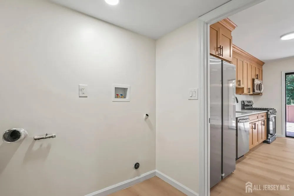 102 Kingsberry Drive Franklin Twsp, NJ 08873