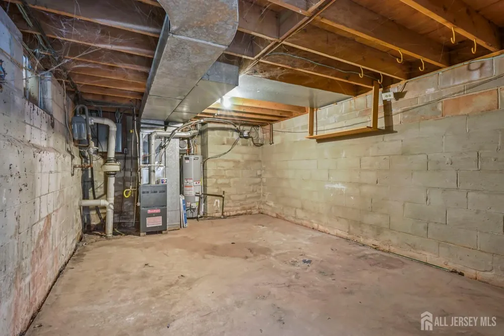102 Kingsberry Drive Franklin Twsp, NJ 08873