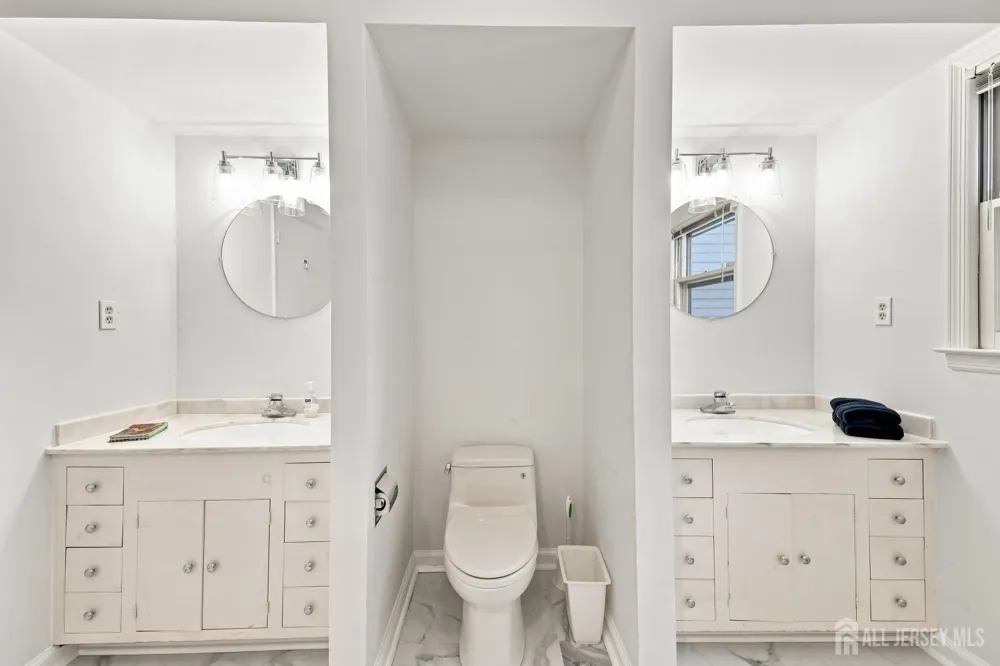 321-A SE Sharon Way SE Monroe, NJ 08831