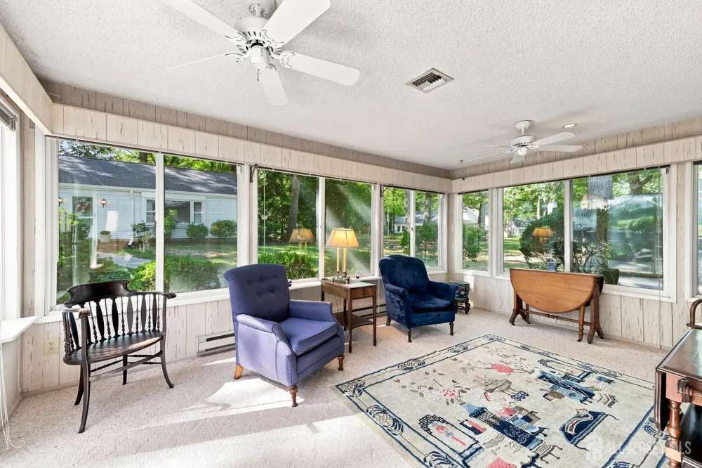 321-A SE Sharon Way SE Monroe, NJ 08831