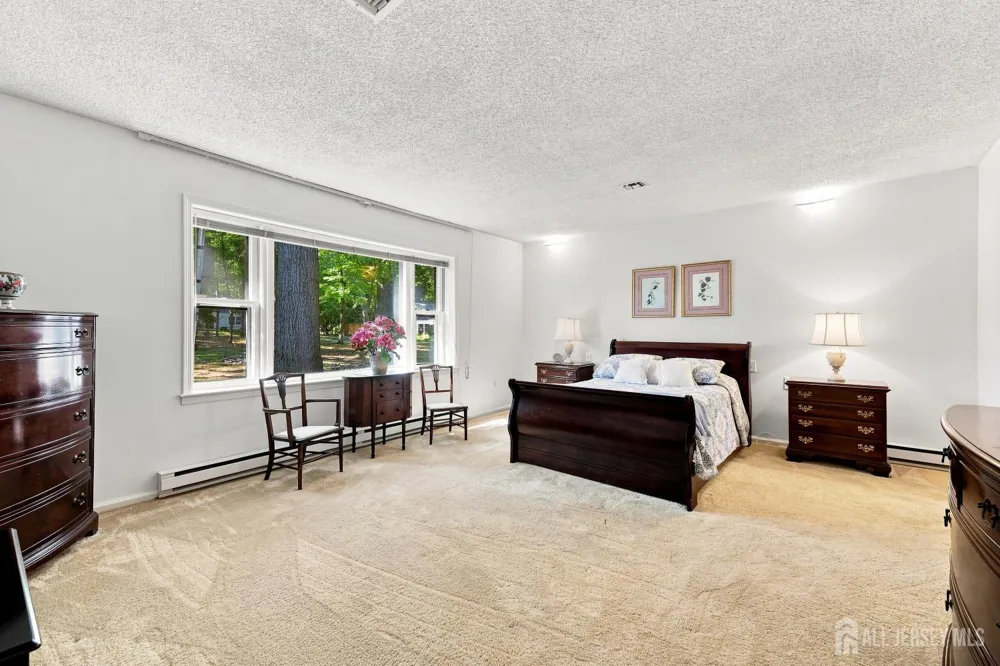 321-A SE Sharon Way SE Monroe, NJ 08831