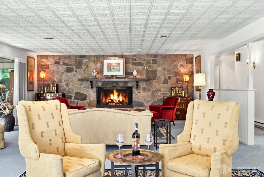 321-A SE Sharon Way SE Monroe, NJ 08831