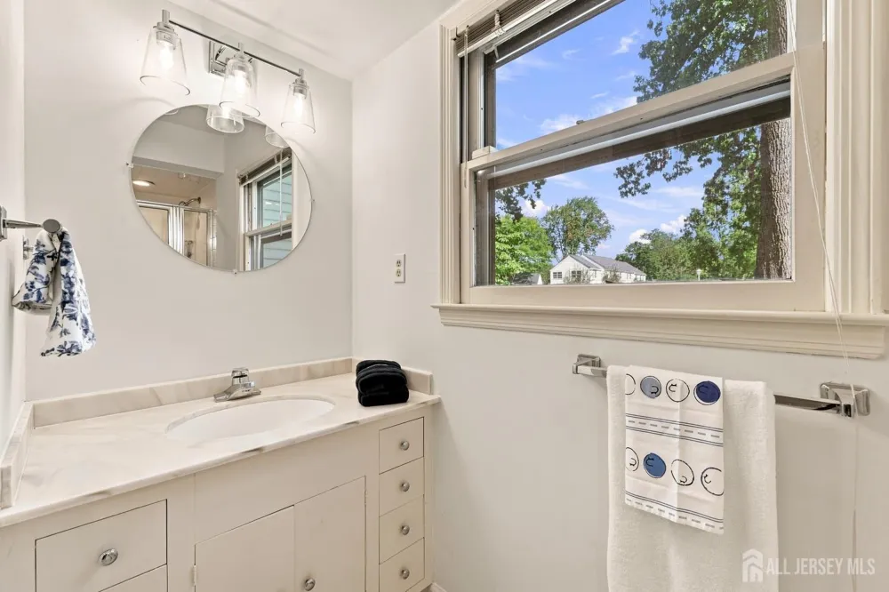 321-A SE Sharon Way SE Monroe, NJ 08831