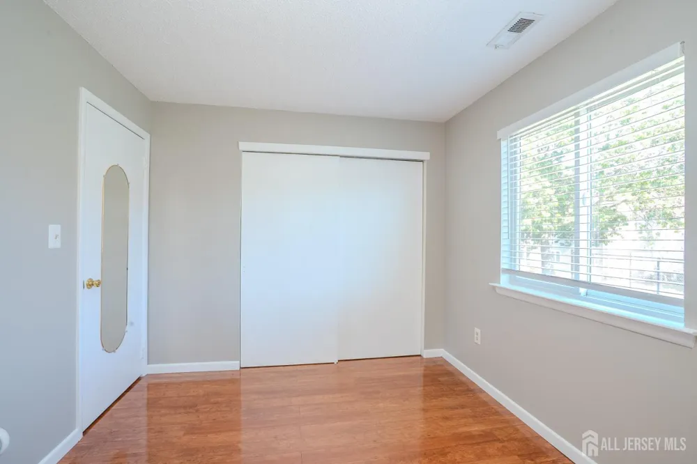 8304 Tamarron Drive Plainsboro, NJ 08536