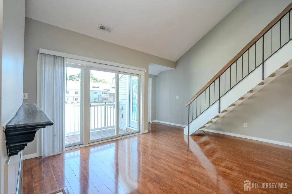 8304 Tamarron Drive Plainsboro, NJ 08536