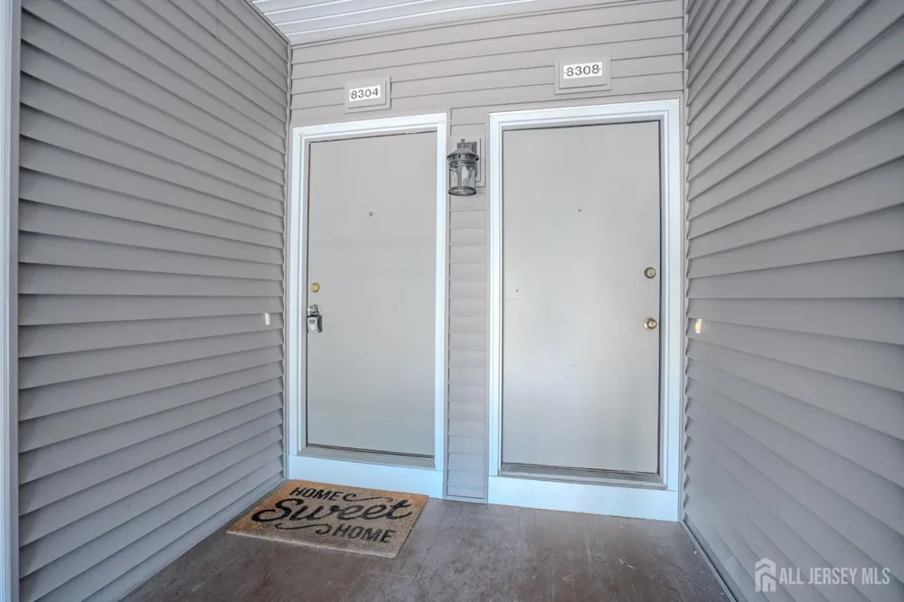 8304 Tamarron Drive Plainsboro, NJ 08536