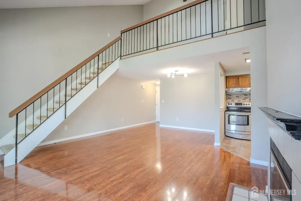 8304 Tamarron Drive Plainsboro, NJ 08536