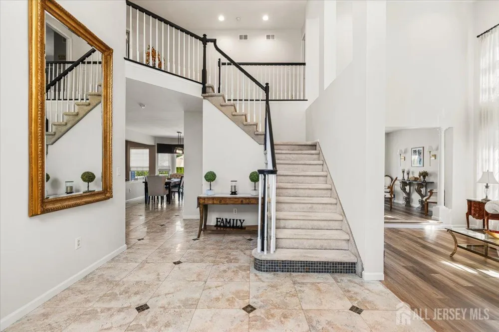 67 Winding Brook Drive Old Bridge, NJ 07747