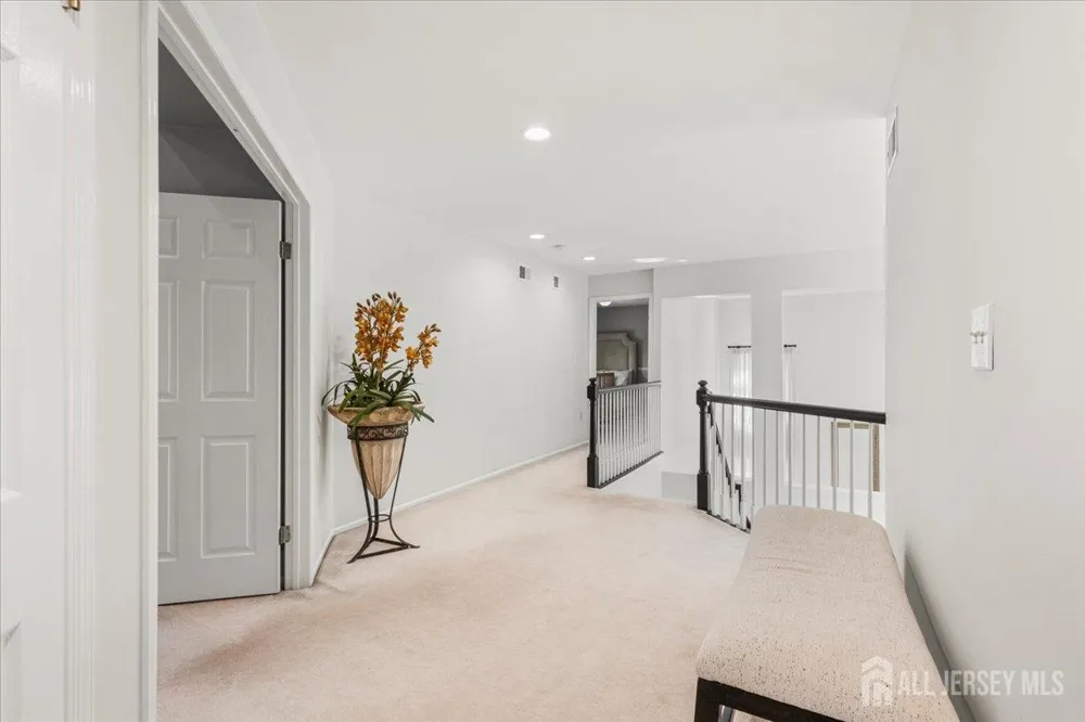 67 Winding Brook Drive Old Bridge, NJ 07747