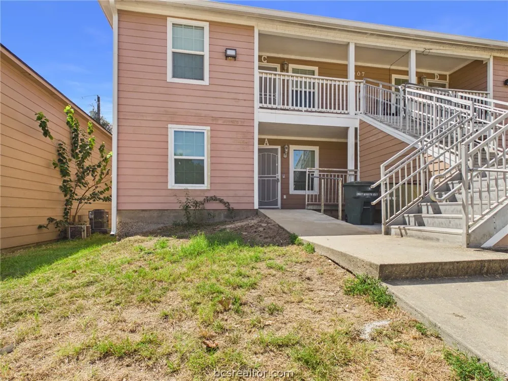 2007 Monito Way #A Bryan, TX 77807