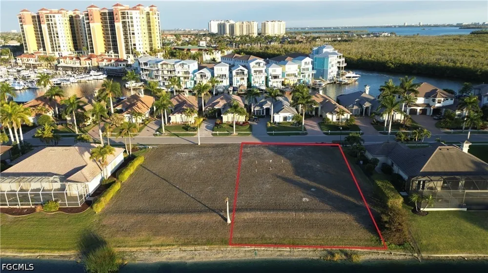 Harbour Circle Cape Coral, FL 33914