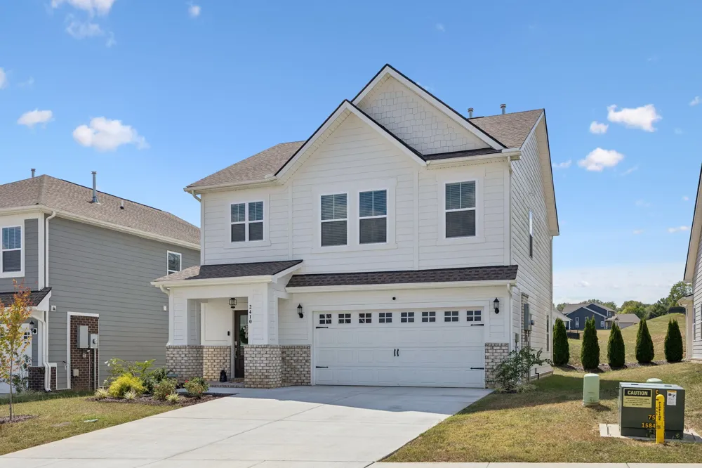 2410 Williams Ridge Dr Columbia, TN 38401