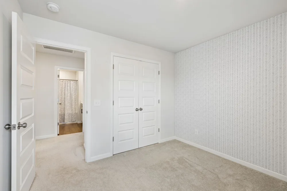 2410 Williams Ridge Dr Columbia, TN 38401