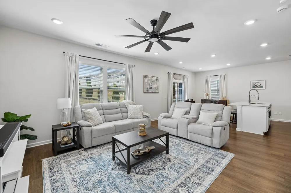 2410 Williams Ridge Dr Columbia, TN 38401