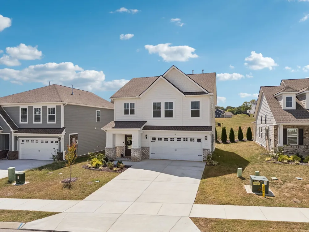 2410 Williams Ridge Dr Columbia, TN 38401