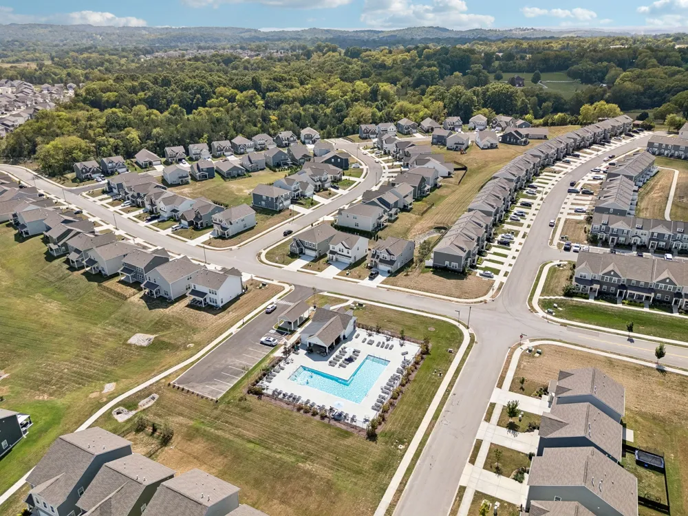 2410 Williams Ridge Dr Columbia, TN 38401