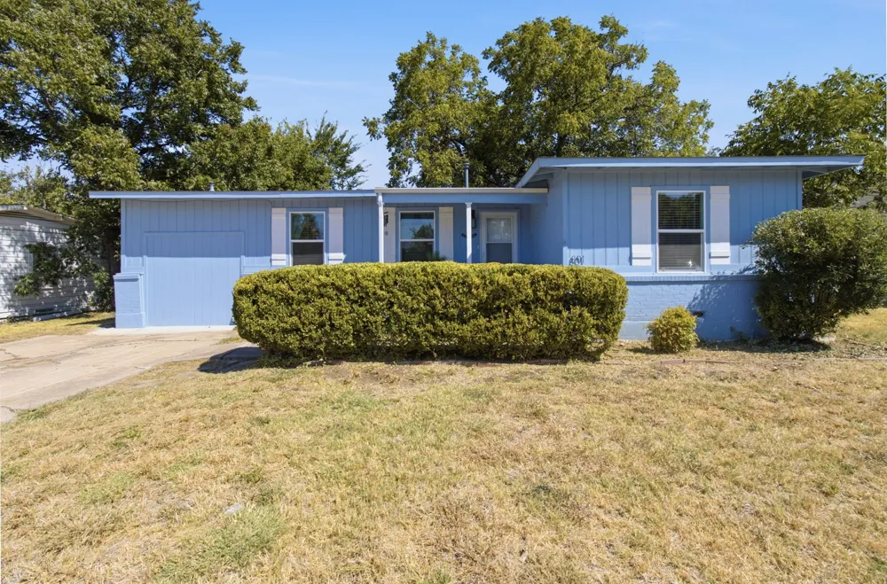 801 Connally Terrace Arlington, TX 76010