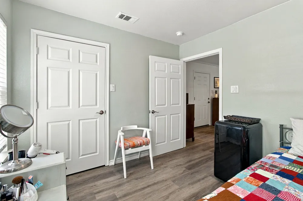 801 Connally Terrace Arlington, TX 76010