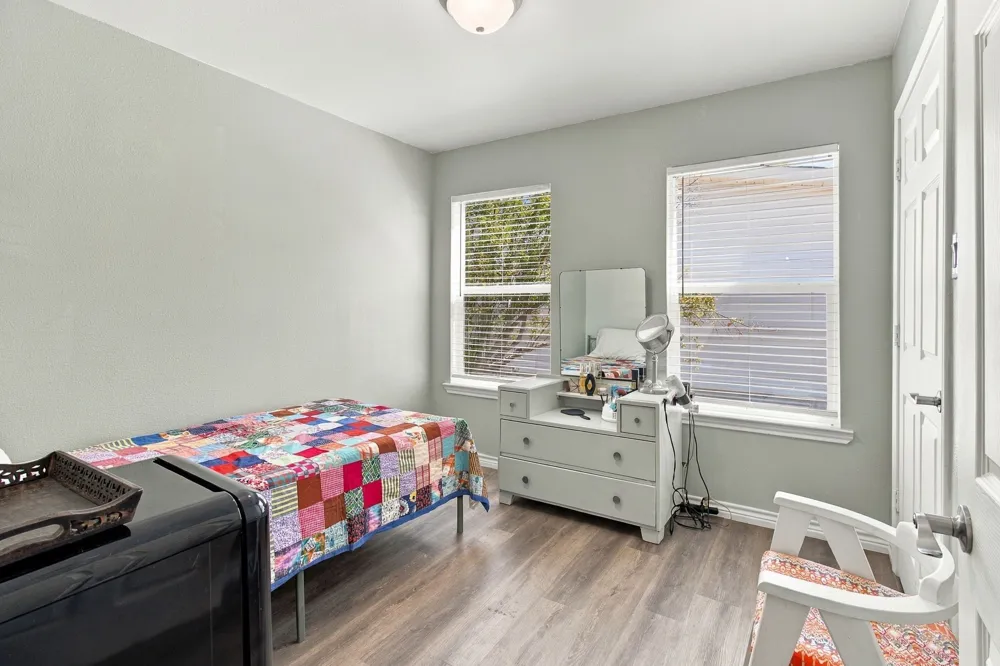 801 Connally Terrace Arlington, TX 76010