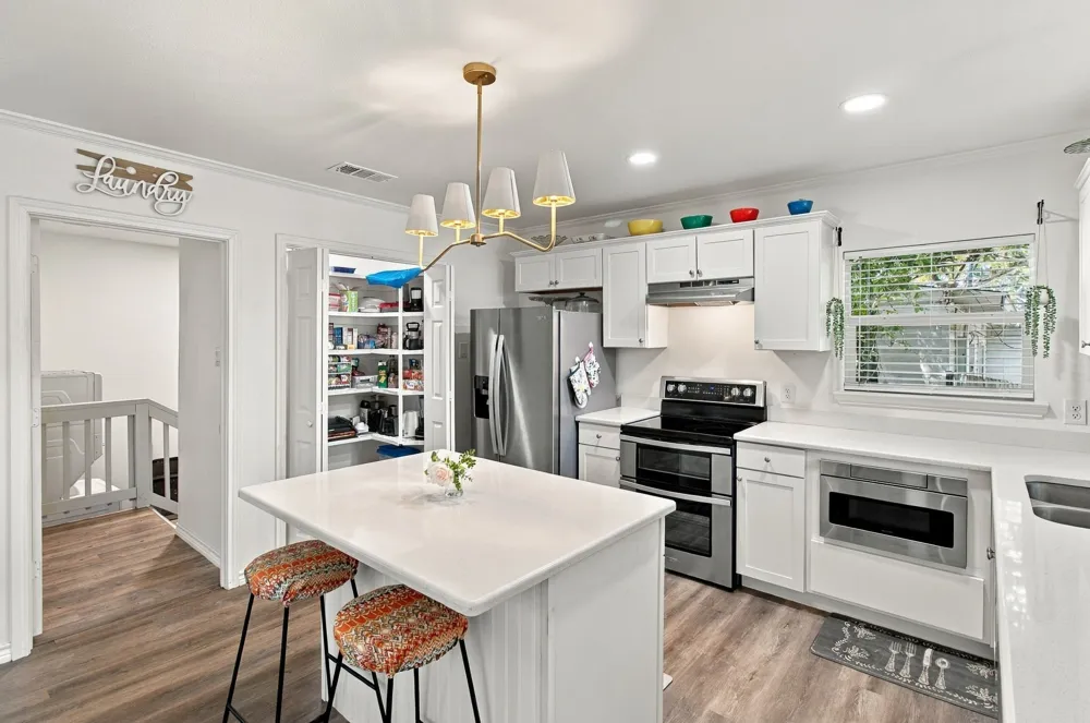 801 Connally Terrace Arlington, TX 76010