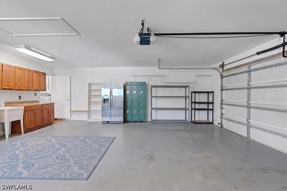 SE 8th Avenue Cape Coral, FL 33990