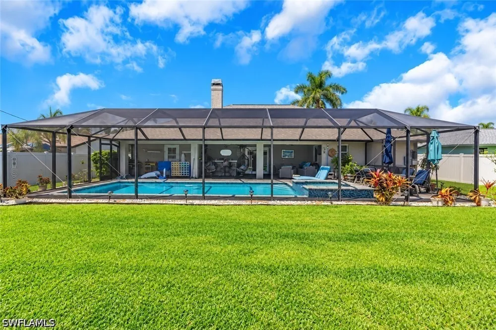 SE 8th Avenue Cape Coral, FL 33990
