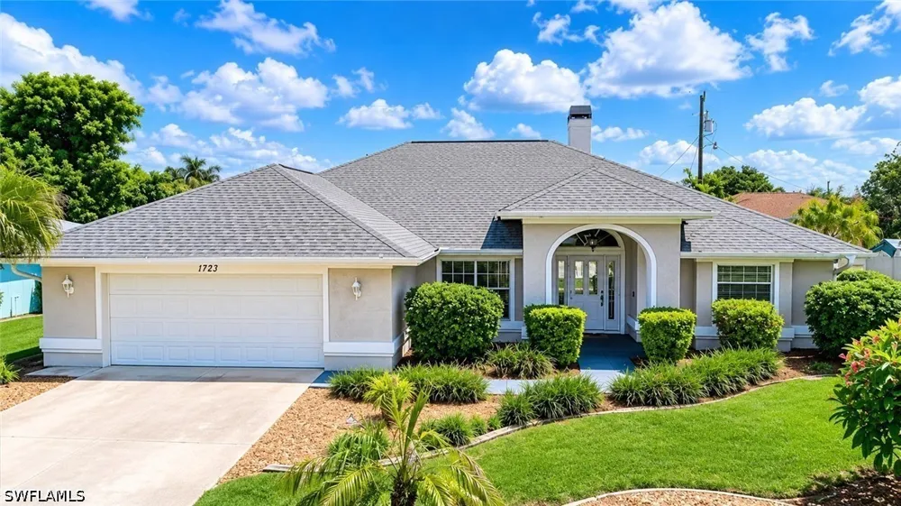 SE 8th Avenue Cape Coral, FL 33990