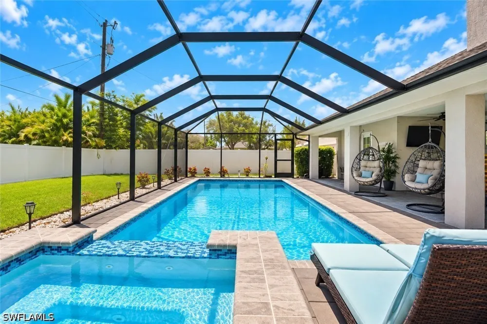 SE 8th Avenue Cape Coral, FL 33990