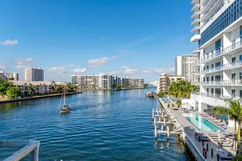 4010 S Ocean Drive #R2404